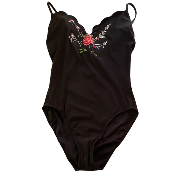 NWT vintage dead stock floral embroidered bathing suit